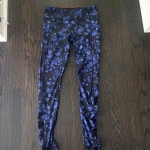 Lululemon blue leggings